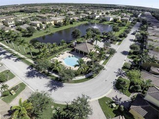 10205 Southgolden Elm Dr, Estero, FL 33928