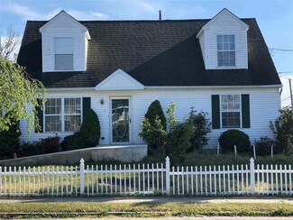 1 Montclair Dr, Pleasantville, NJ 08232