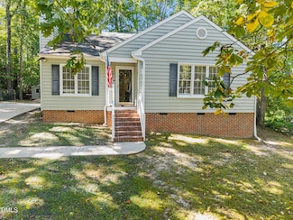 140 Bramble Ct, Youngsville, NC 27596