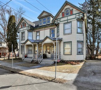 98 Main St, Kingston, NY 12401