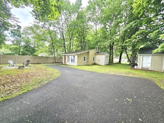 5 Maple Ct, Washingtonville, NY 10992