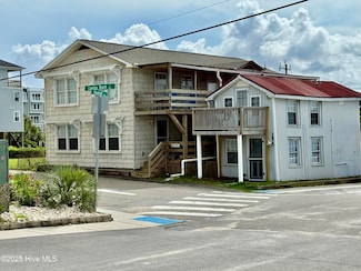 200 Carolina Beach Ave S, Carolina Beach, NC 28428