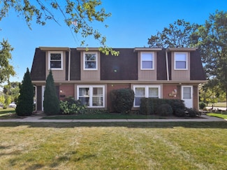 2312 Hyde Ct, Schaumburg, IL 60194