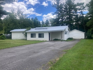 23 Honey Dr, Plattsburgh, NY 12901