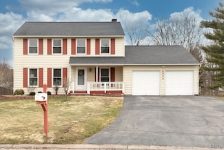 6846 Crystalwood Dr, Liverpool, NY 13088
