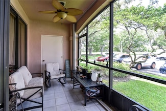 15880 SW 3rd Ct Unit 1015, Pembroke Pines, FL 33027