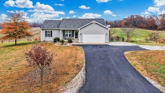 3056 Bethel Ln, Bowling Green, KY 42103