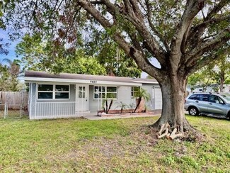 9423 55th St N, Pinellas Park, FL 33782