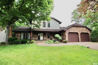 1911 Sierra Ct, Pekin, IL 61554