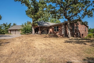 22644 Aes Rd, Spiro, OK 74959