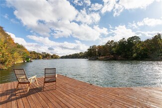 22 Cromarty Ln, Bella Vista, AR 72715