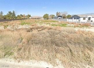 1740 Cypress Point Ct, Pahrump, NV 89048