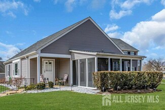 175 Portland Ln Unit C, Monroe Township, NJ 08831
