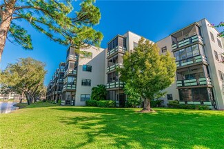 6080 80th St N Unit 102, Saint Petersburg, FL 33709