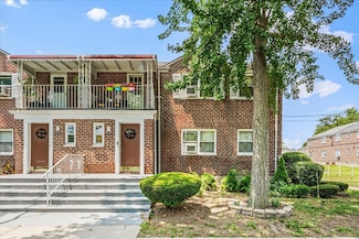 131- 44 Laurelton Pkwy Unit Lower, Rosedale, NY 11422