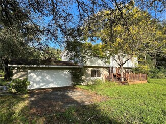 2550 Barren Oak Ct, Deland, FL 32720