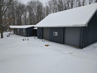 8278 Schmeid Rd, Lakeview, MI 48850