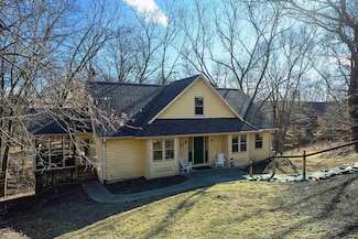 42 Shorewood Dr, Galena, IL 61036