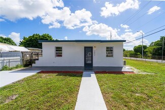 1002 E 19th St, Hialeah, FL 33013