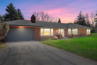 3960 N 165th St, Brookfield, WI 53005