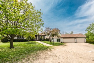 24747 W Chardon Rd, Grayslake, IL 60030