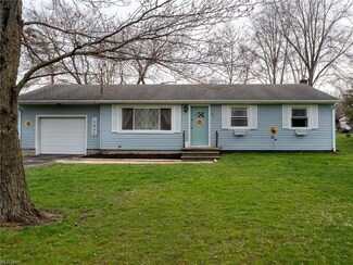 348 Towson Dr NW, Warren, OH 44483
