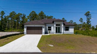 724 Giorgio Ave S, Lehigh Acres, FL 33974
