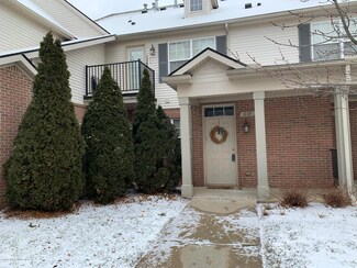 639 Worthington Dr Unit 13, Lansing, MI 48906