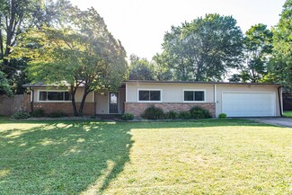 2581 Fairgrove St, Kalamazoo, MI 49009
