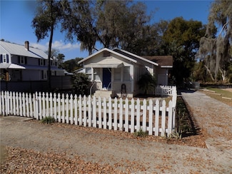 204 S Center St, Eustis, FL 32726