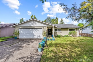 3830 Cottonwood St, Longview, WA 98632