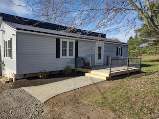 6535 Town Hall Rd, Auburn, NY 13021