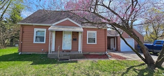 4307 SW Anthony Wayne Dr, Fort Wayne, IN 46806