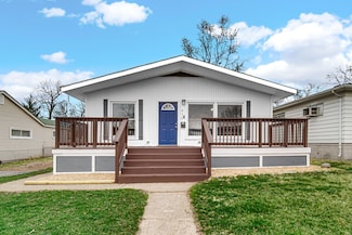 416 Tyler St, Hobart, IN 46342