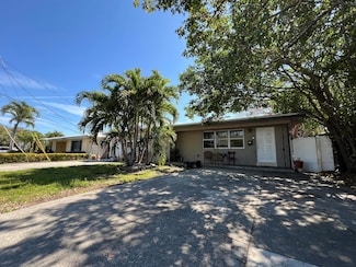 15 SE 2nd St Unit 1-2, Dania, FL 33004
