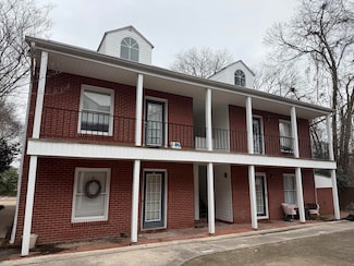 510 E Gillespie St, Starkville, MS 39759