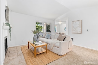 19230 Forest Park Dr NE Unit K335, Lake Forest Park, WA 98155