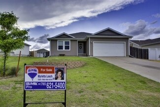 2014 Walnut St, Ellis, KS 67637