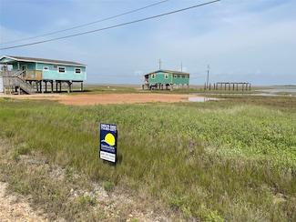 4811 Palm St, Freeport, TX 77541