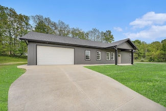 23028 County Road 354, Lawton, MI 49065