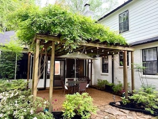1604 Riverdale Rd, Germantown, TN 38138