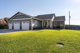 1160 N Washington St, Belle Plaine, KS 67013