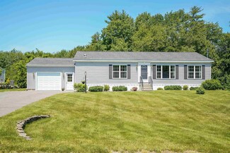116 Freedom Hill Rd, Hampstead, NH 03841