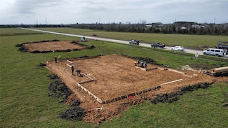 1814 Rymal Ranch Rd, Alvin, TX 77511