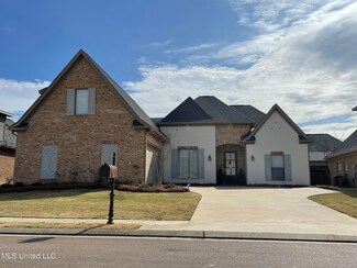 402 Duke Ct, Flowood, MS 39232