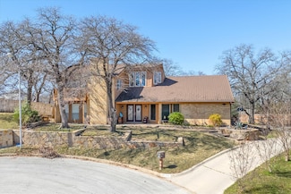 104 Oak Hollow Ct S, Azle, TX 76020