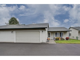 8341 NE 54th St, Vancouver, WA 98662