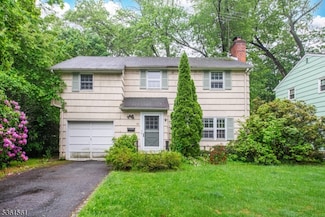 95 Essex Ave, Montclair, NJ 07042