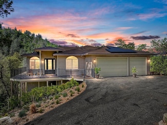 17109 Geneva Ct, Grass Valley, CA 95949