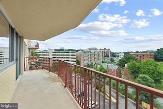 5353 Columbia Pike Unit 607, Arlington, VA 22204